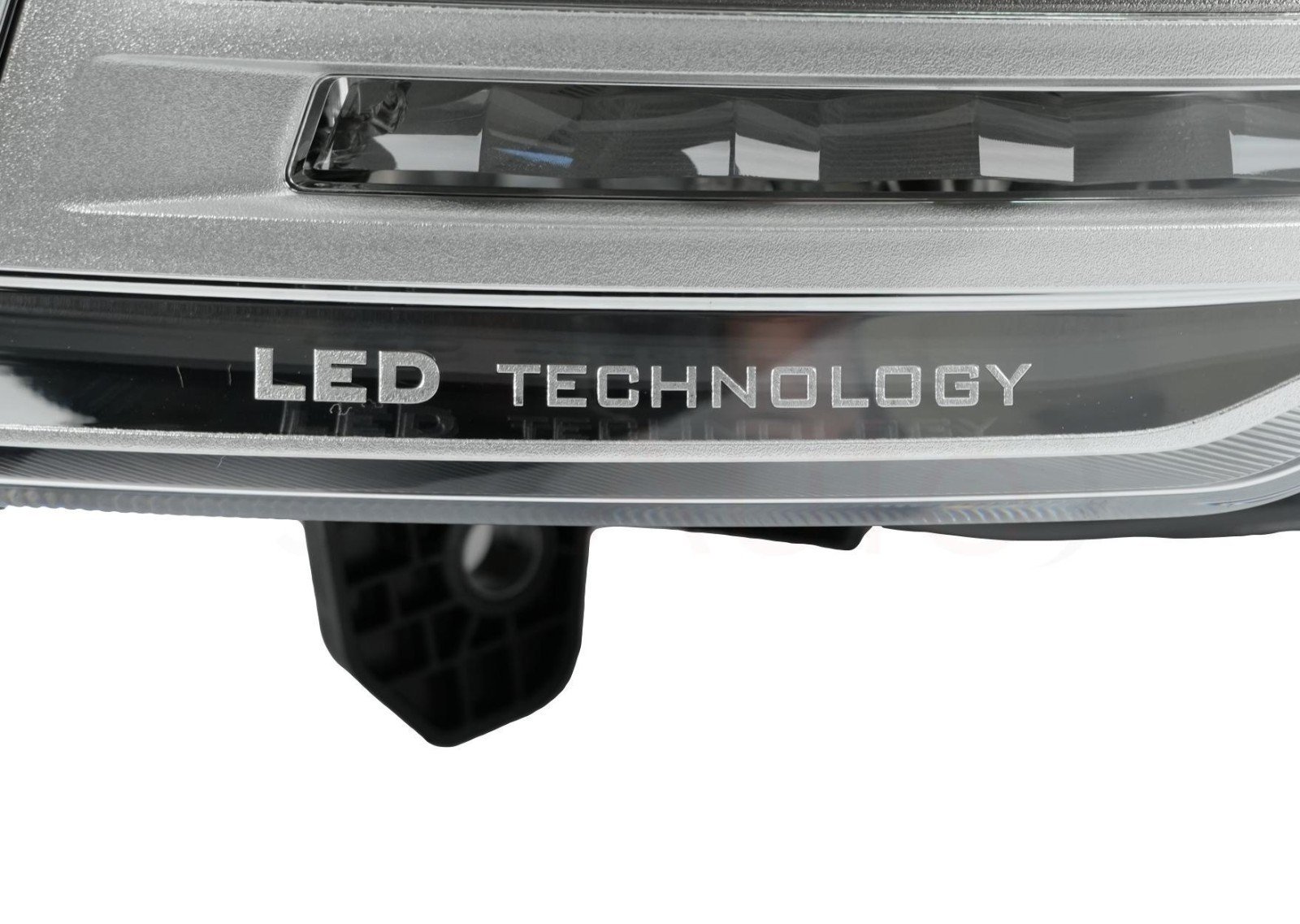 DAF LED Headlight Right RHS RHD Genuine Valeo 2425997 - Image 2