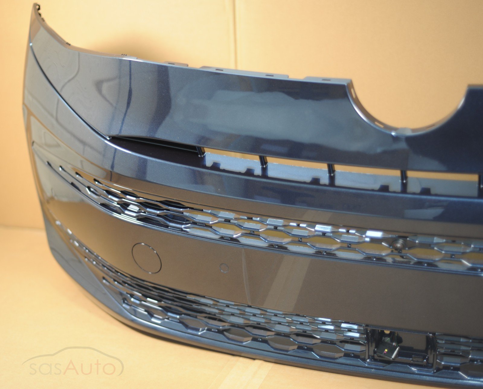 New Genuine VW T7 MULTIVAN Front Bumper 2022-2025 Starlight Blue - Image 4