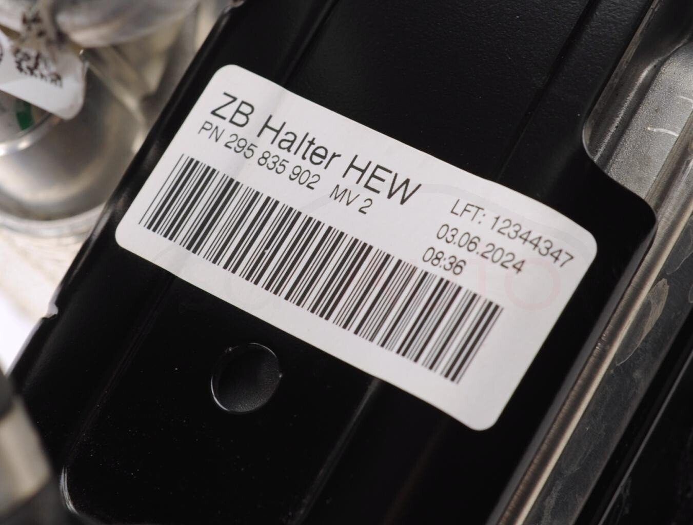 ✅Battery Heater with Water Pump A2948350400 295835901 Mercedes-Benz - Image 5