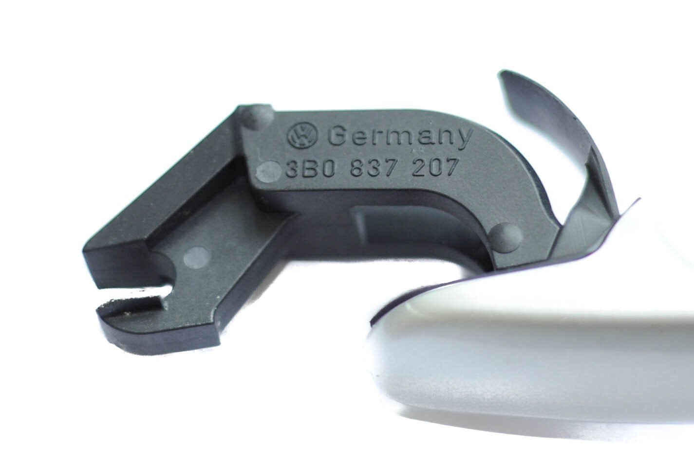 New, Genuine VW Exterior Silver Door Handle 3B0837207 For Skoda, Seat, VW - Image 2