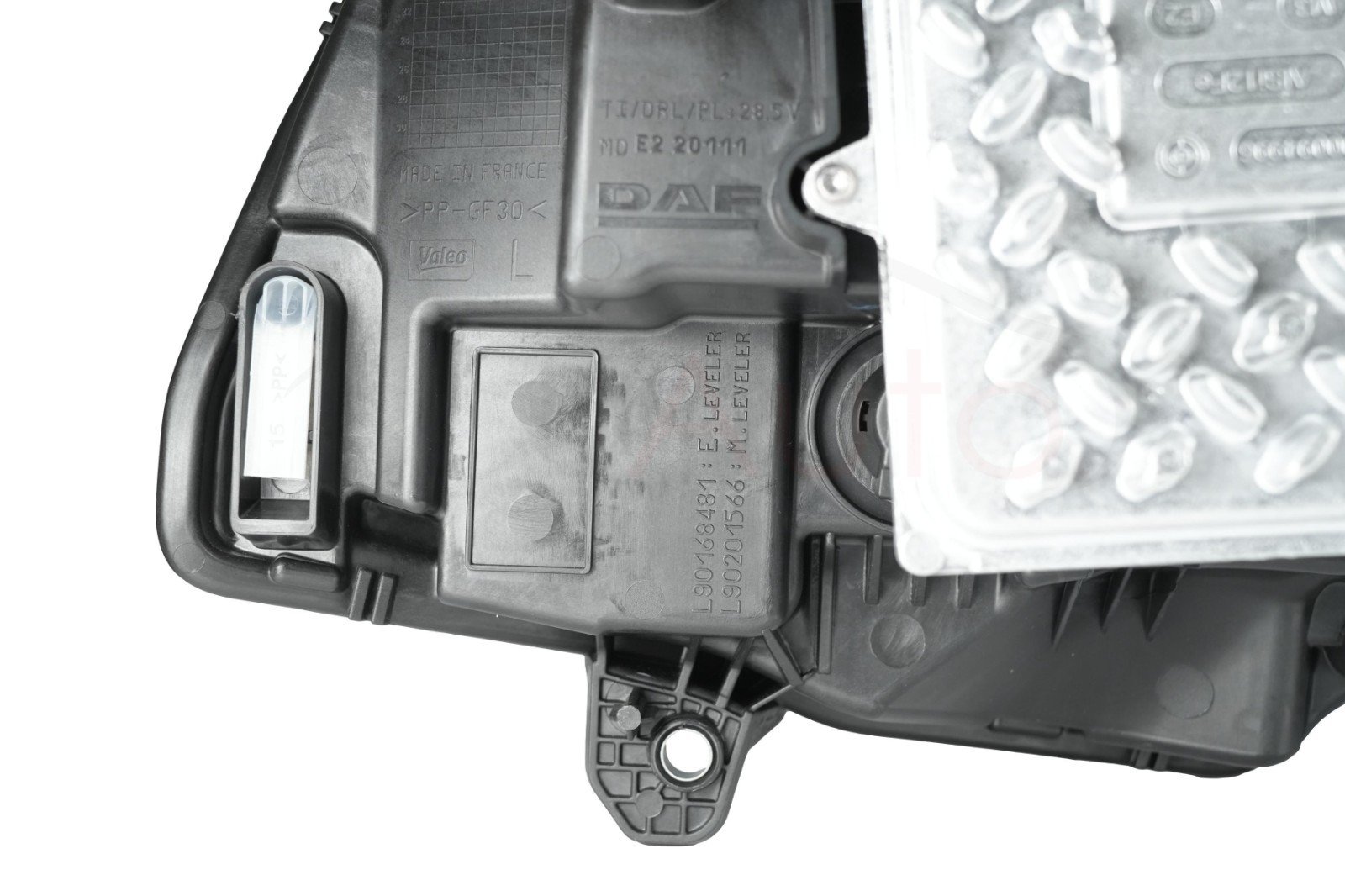 Genuine DAF LED Headlight Assembly Left / RHD Valeo 2425986 - Image 6