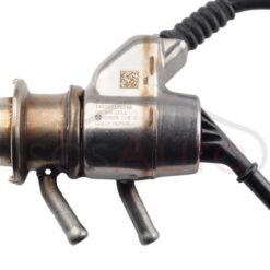 Alternative view of New Genuine AdBlue Urea Injector  04L131113L 04L131113R for VAG