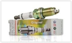 Alternative view of OEM VW, Seat, Skoda, Audi Spark Plug 101000062AA / 101905600A