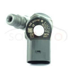 Alternative view of Genuine Bosch Diesel Injector Nozzle 0445111009 / 13538579236 for BMW, Mini
