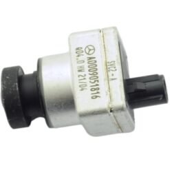 Genuine Mercedes-Benz Multi-Purpose Camera A0009051816 - Image 3
